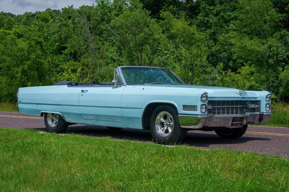 Cadillac-Coupe-Deville-Convertible-1966-Convertible-2