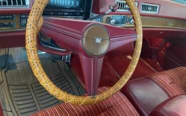 Cadillac-Coupe-deville-1975-white-red-3