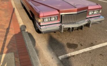 Cadillac-Coupe-deville-1976-1