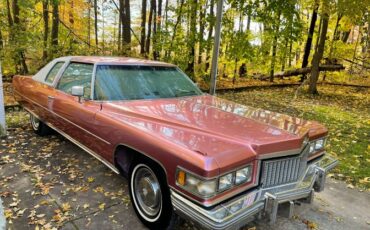 Cadillac-Coupe-deville-1976-14