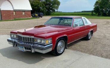 Cadillac-Coupe-deville-1977-22
