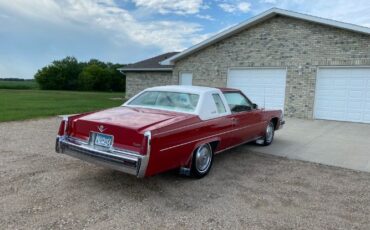Cadillac-Coupe-deville-1977-4