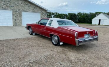 Cadillac-Coupe-deville-1977-5