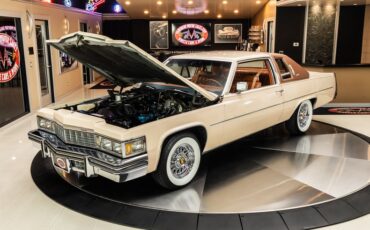 Cadillac-Coupe-deville-1977-Bimini-Beige-Beige-11