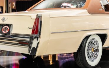 Cadillac-Coupe-deville-1977-Bimini-Beige-Beige-42