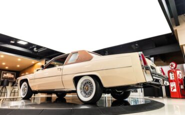 Cadillac-Coupe-deville-1977-Bimini-Beige-Beige-46