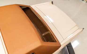 Cadillac-Coupe-deville-1977-Bimini-Beige-Beige-7