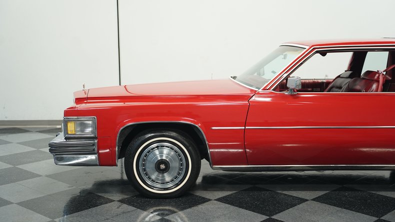 Cadillac-Coupe-deville-1979-Red-Red-26