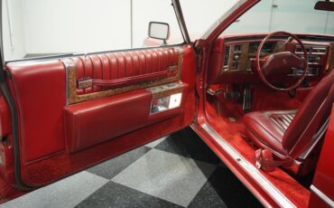 Cadillac-Coupe-deville-1979-Red-Red-36