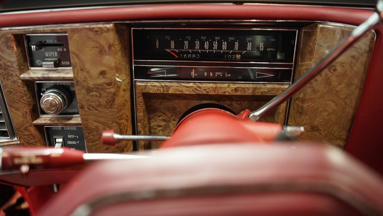 Cadillac-Coupe-deville-1979-Red-Red-40