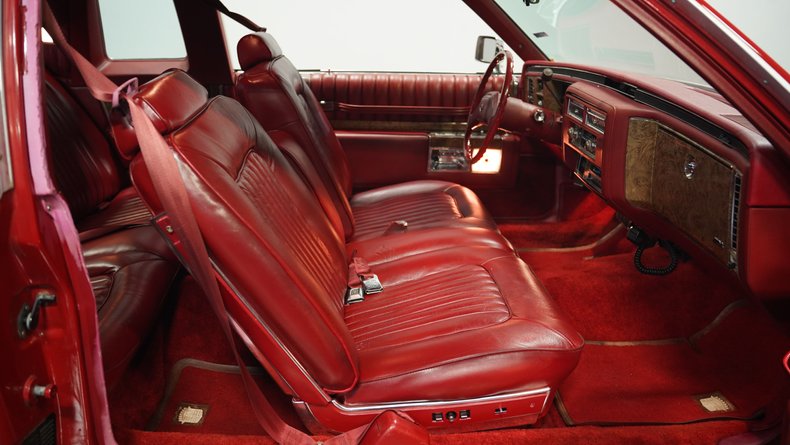 Cadillac-Coupe-deville-1979-Red-Red-6