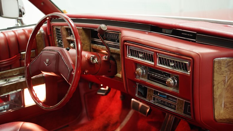 Cadillac-Coupe-deville-1979-Red-Red-8