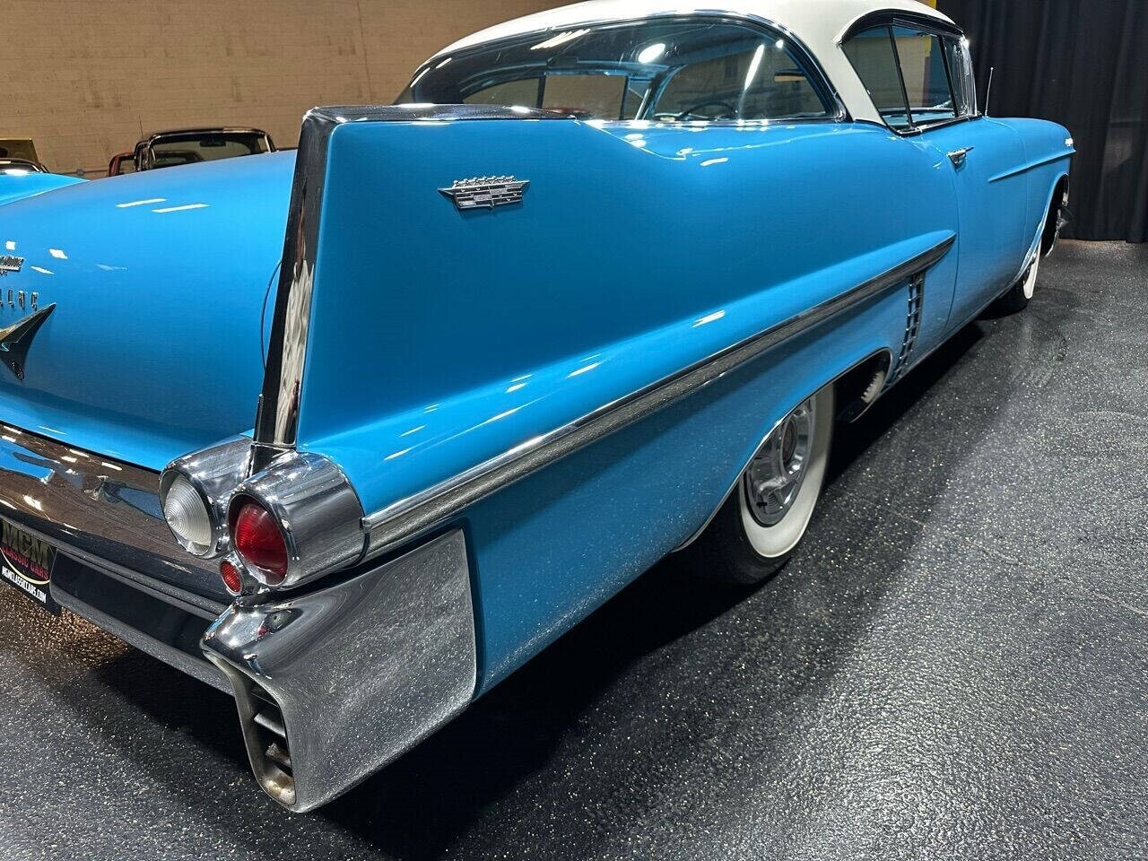 Cadillac-DeVille-1957-Coupe-21