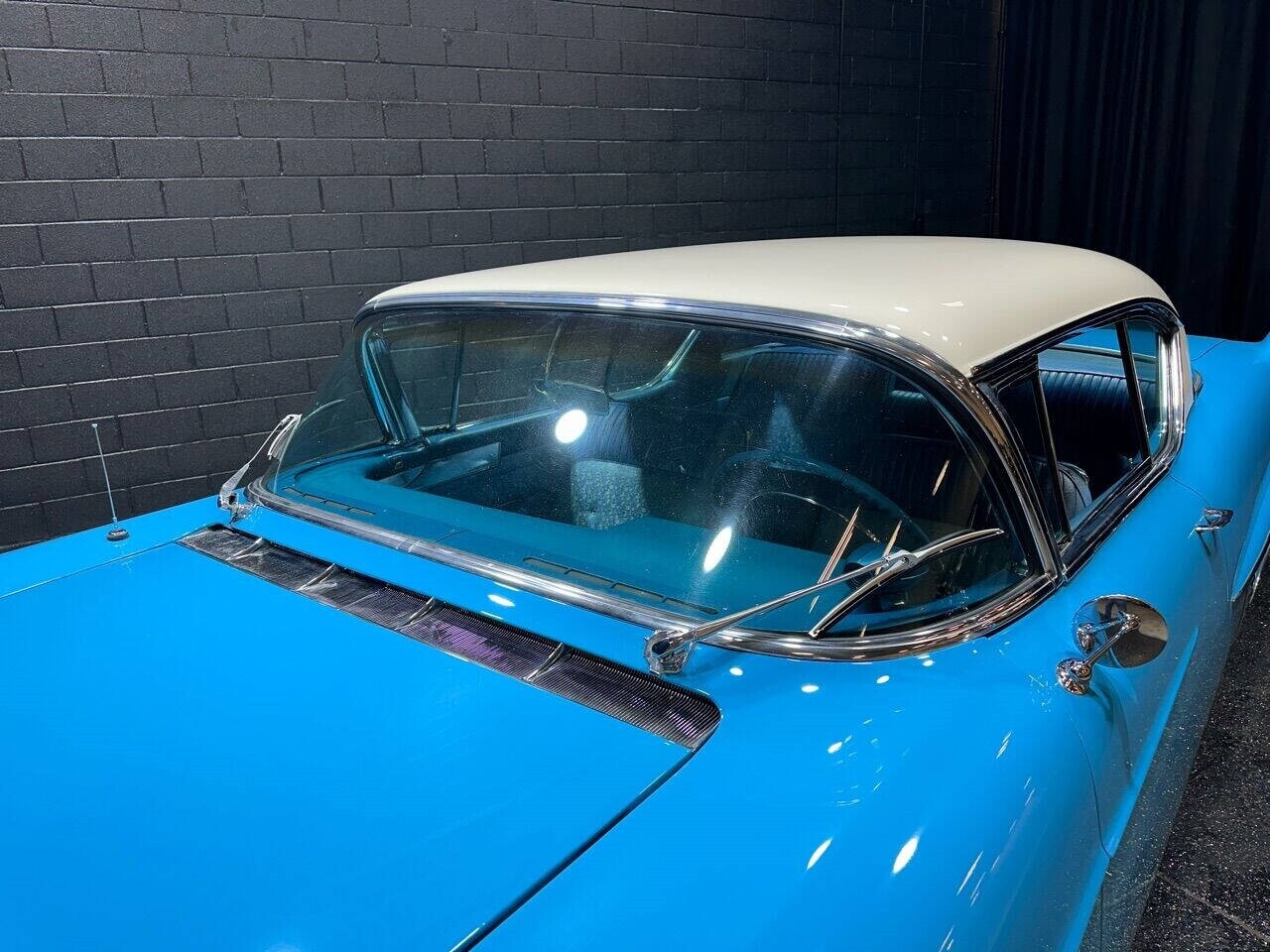 Cadillac-DeVille-1957-Coupe-35