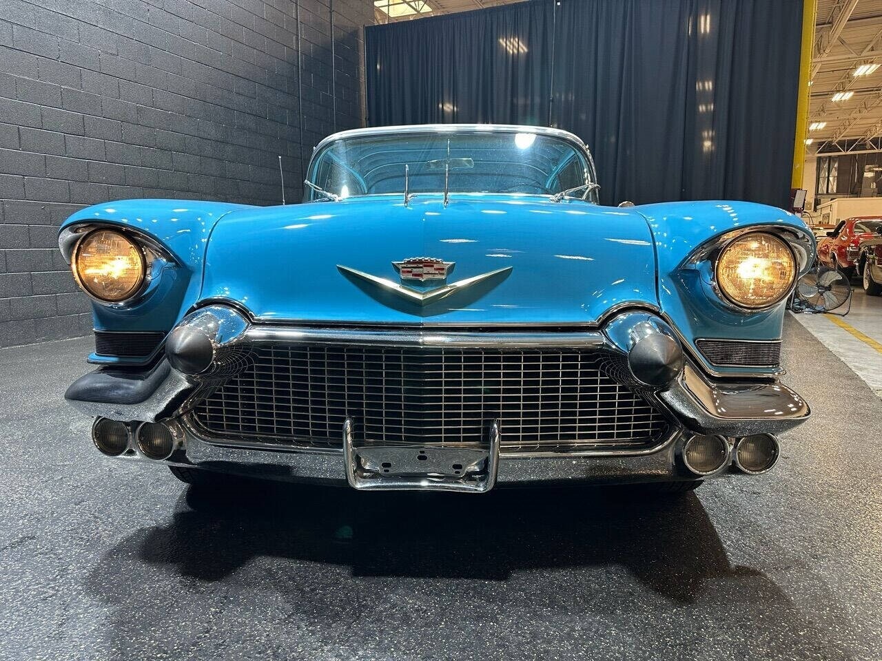 Cadillac-DeVille-1957-Coupe-7
