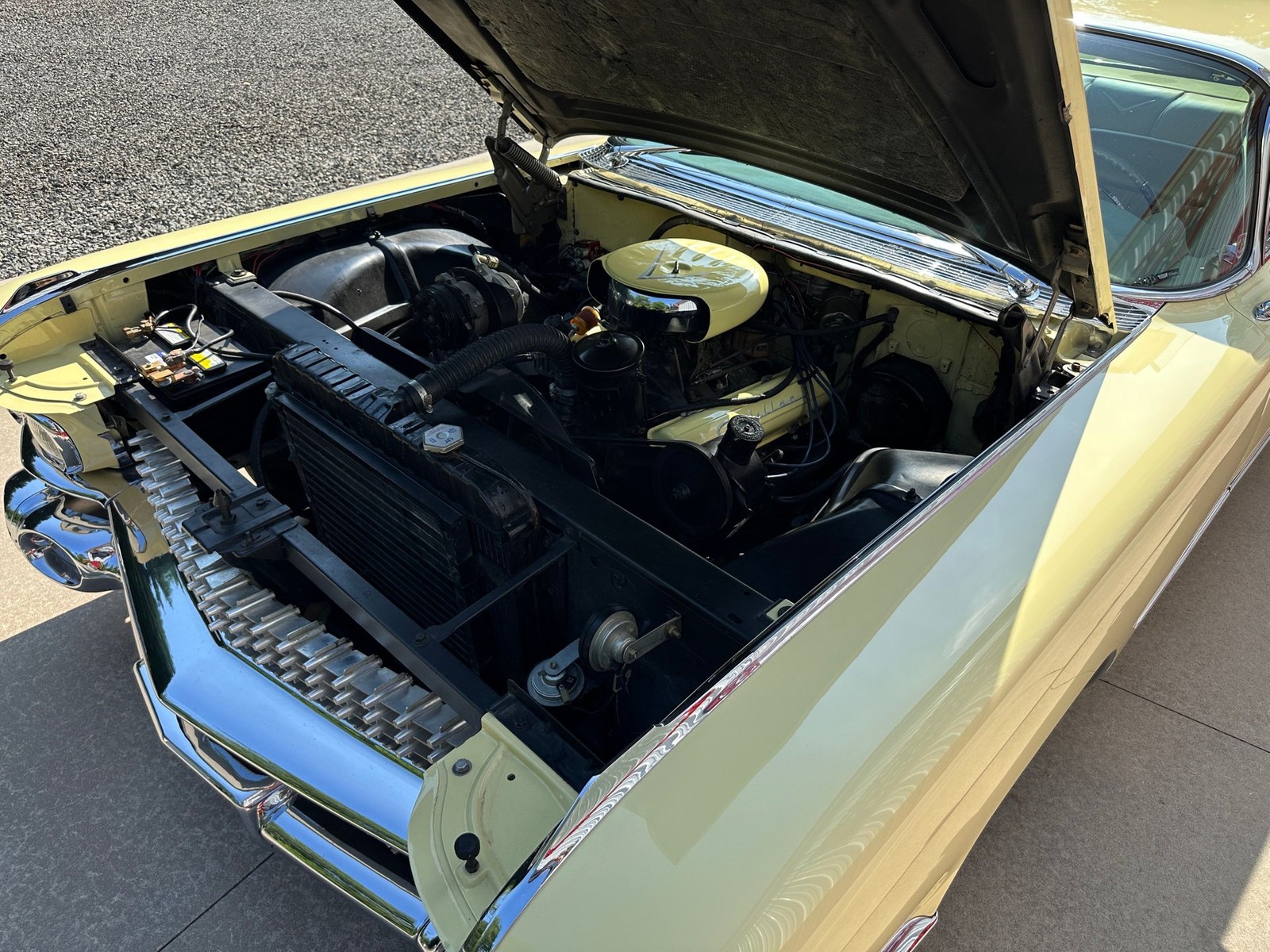 Cadillac-DeVille-1959-Coupe-36