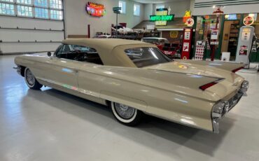 Cadillac-DeVille-1961-Convertible-6