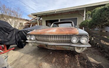Cadillac-DeVille-1961-Coupe-1