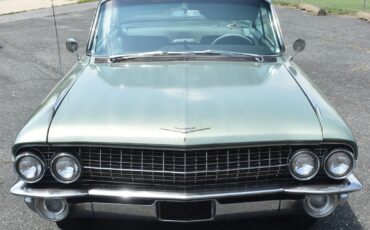 Cadillac-DeVille-1961-Coupe-12