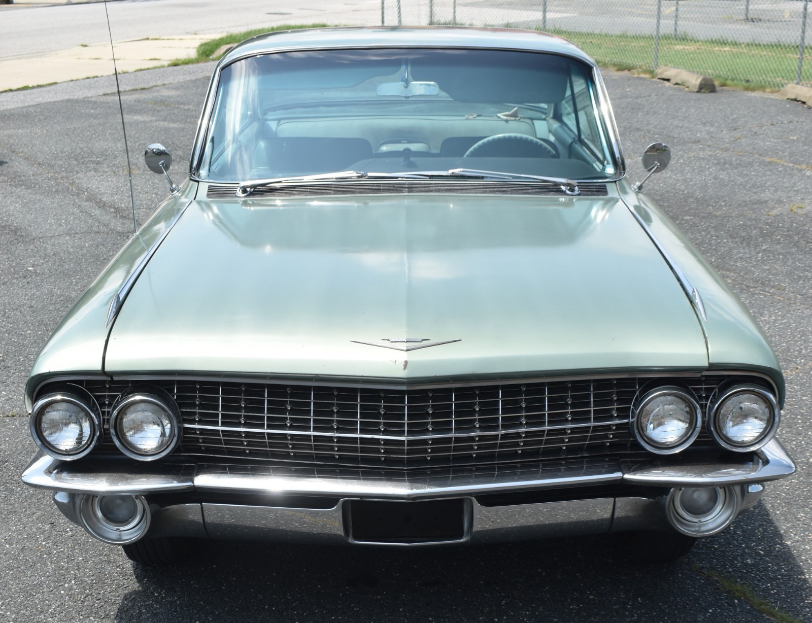 Cadillac-DeVille-1961-Coupe-12