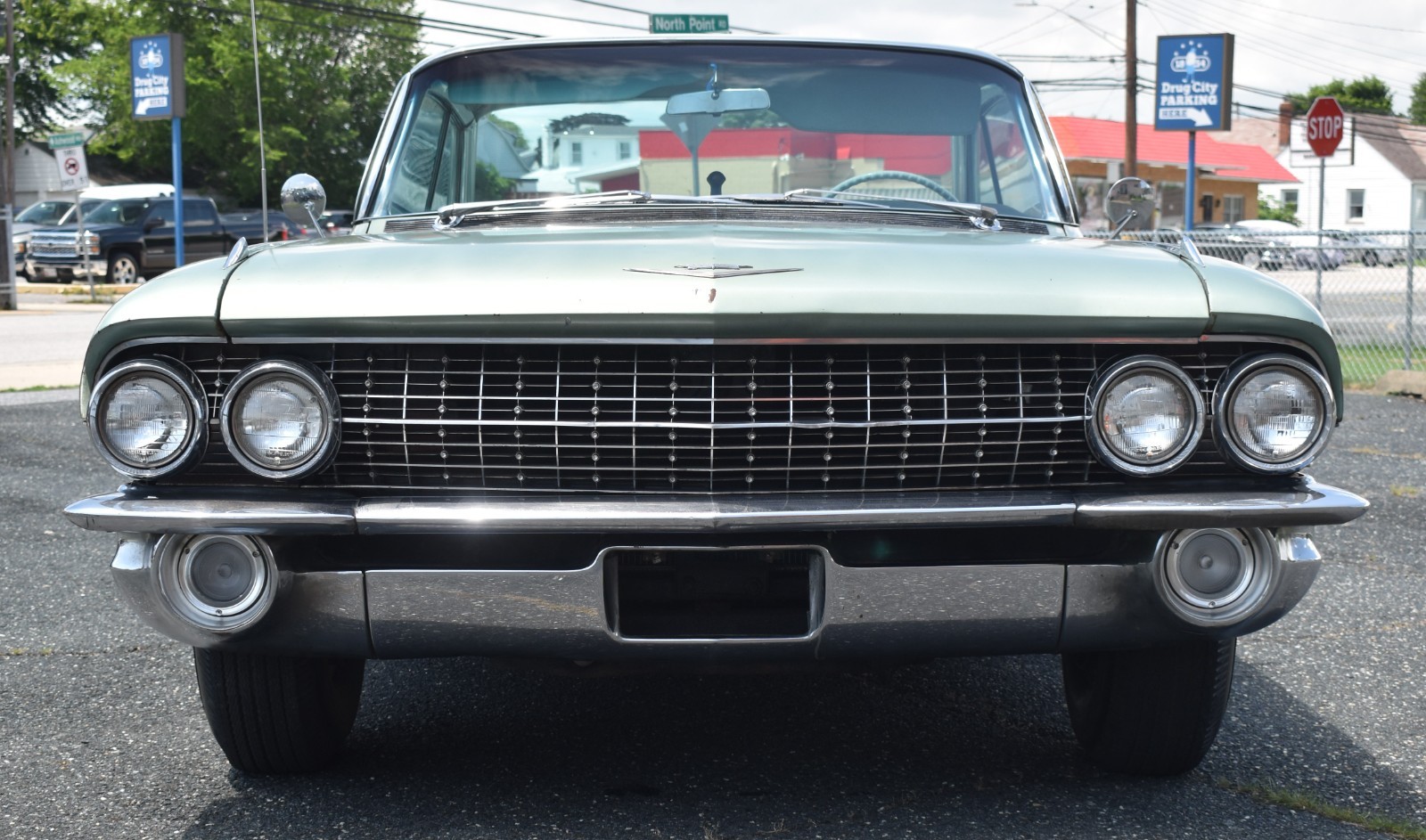 Cadillac-DeVille-1961-Coupe-13
