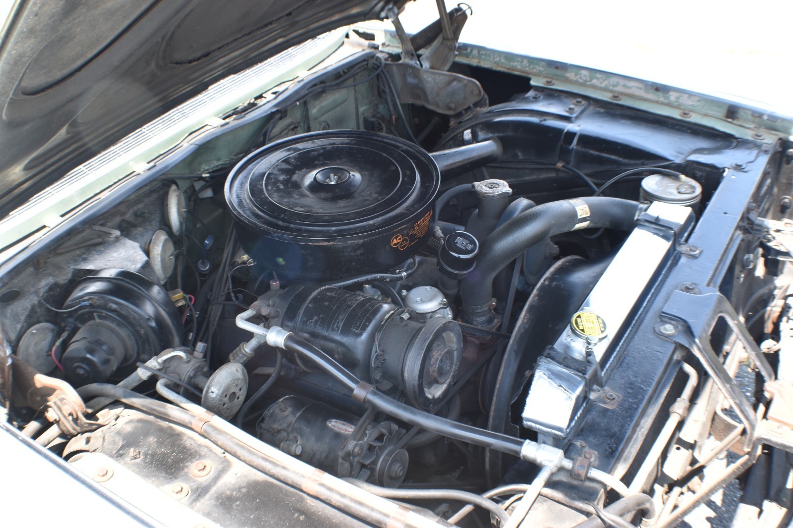 Cadillac-DeVille-1961-Coupe-14