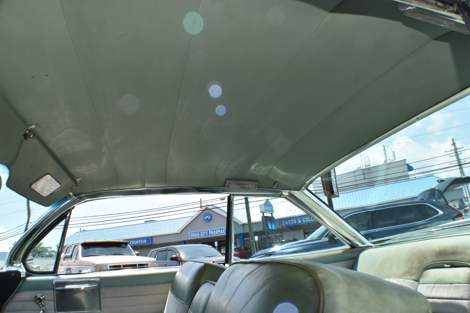 Cadillac-DeVille-1961-Coupe-22