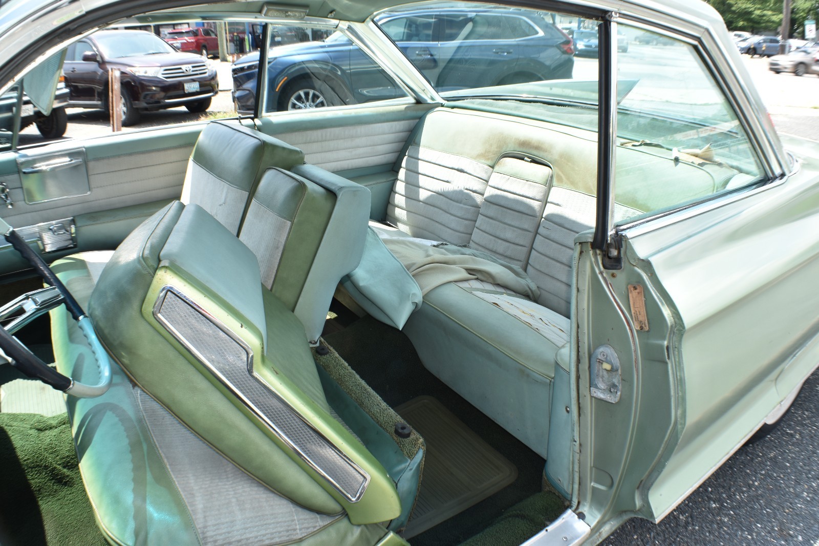 Cadillac-DeVille-1961-Coupe-23