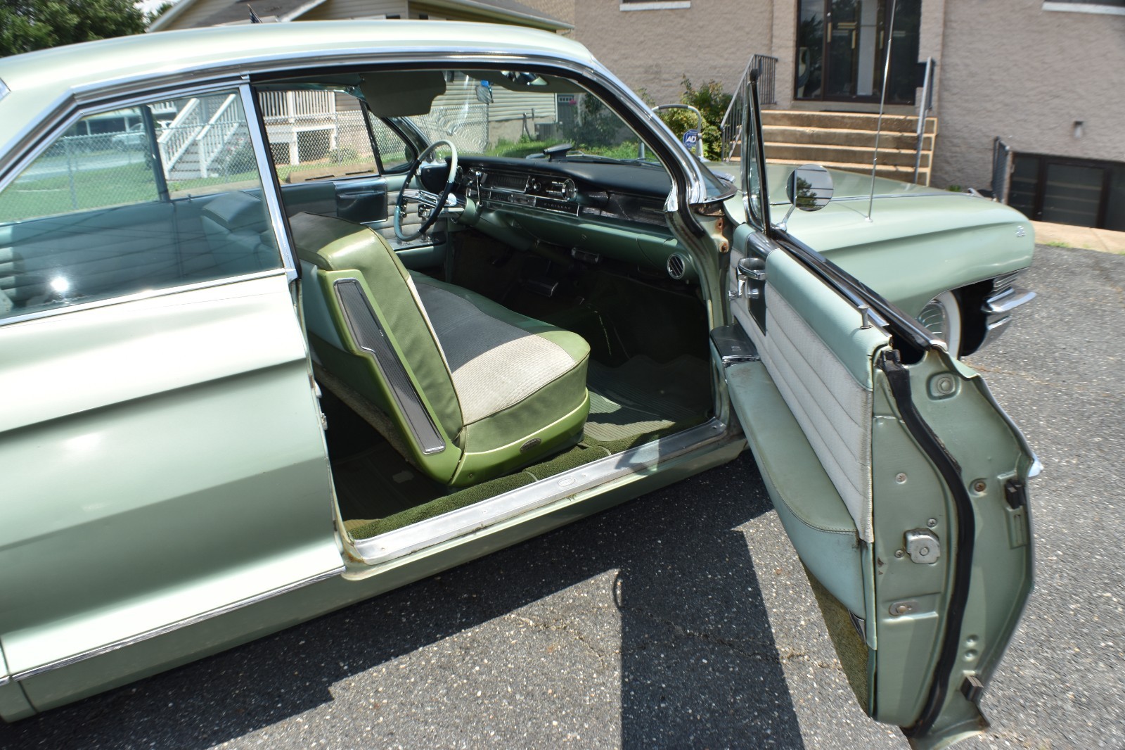 Cadillac-DeVille-1961-Coupe-24