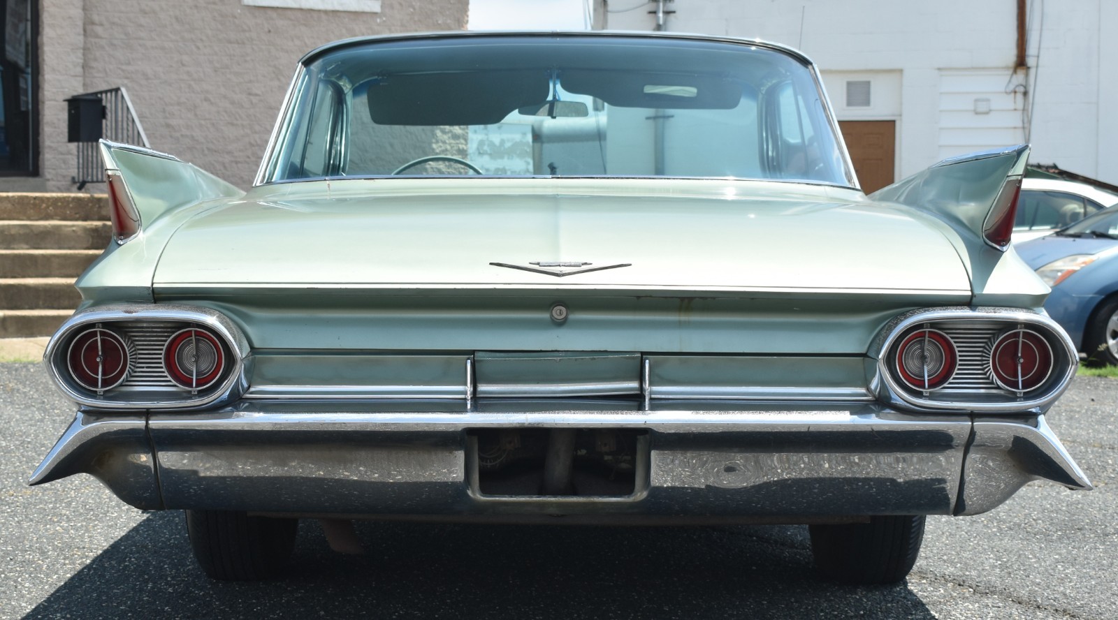 Cadillac-DeVille-1961-Coupe-6