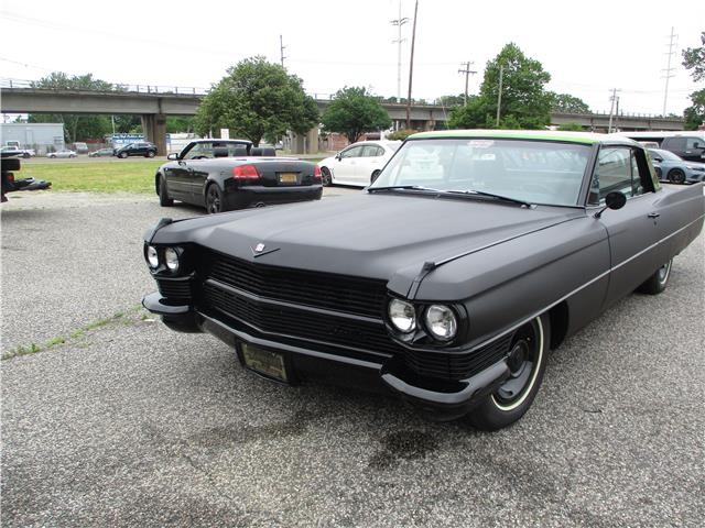 Cadillac-DeVille-1964-COUPE-1