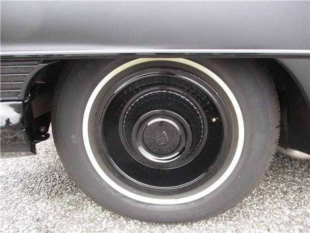 Cadillac-DeVille-1964-COUPE-11