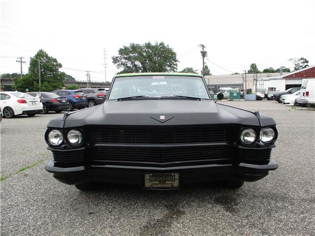 Cadillac-DeVille-1964-COUPE-2