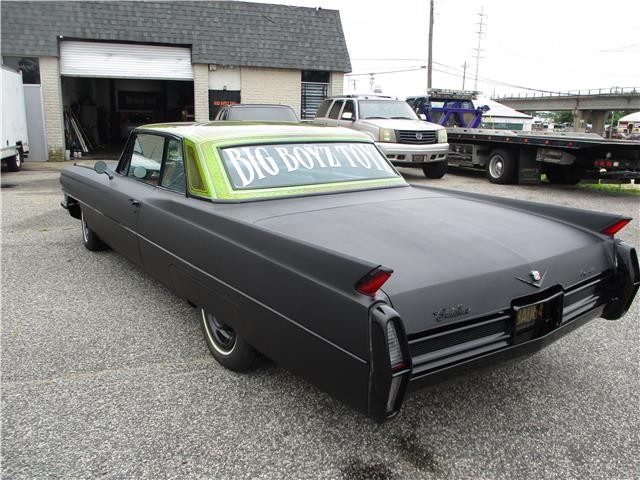 Cadillac-DeVille-1964-COUPE-21