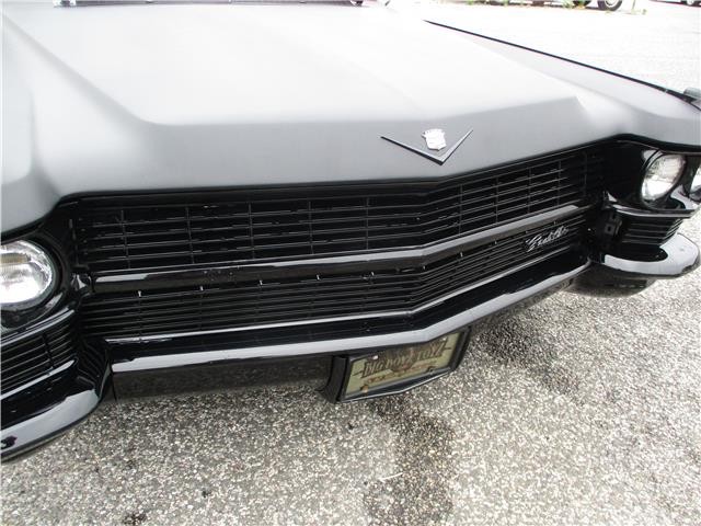 Cadillac-DeVille-1964-COUPE-5