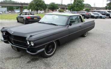 Cadillac-DeVille-1964-COUPE-7