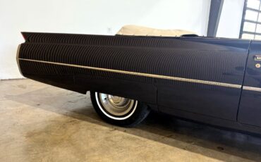 Cadillac-DeVille-1964-Classic-Car-19