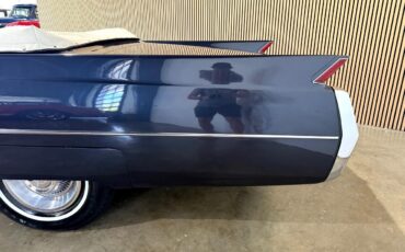 Cadillac-DeVille-1964-Classic-Car-23