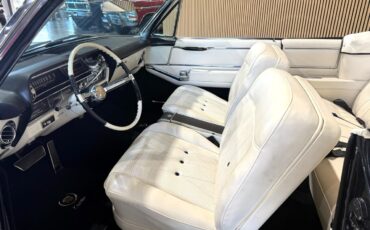 Cadillac-DeVille-1964-Classic-Car-26