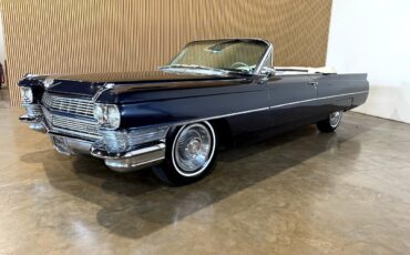 Cadillac-DeVille-1964-Classic-Car