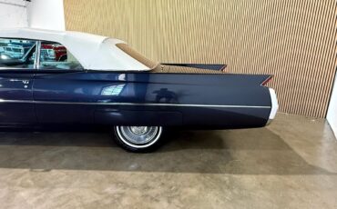 Cadillac-DeVille-1964-Classic-Car-7