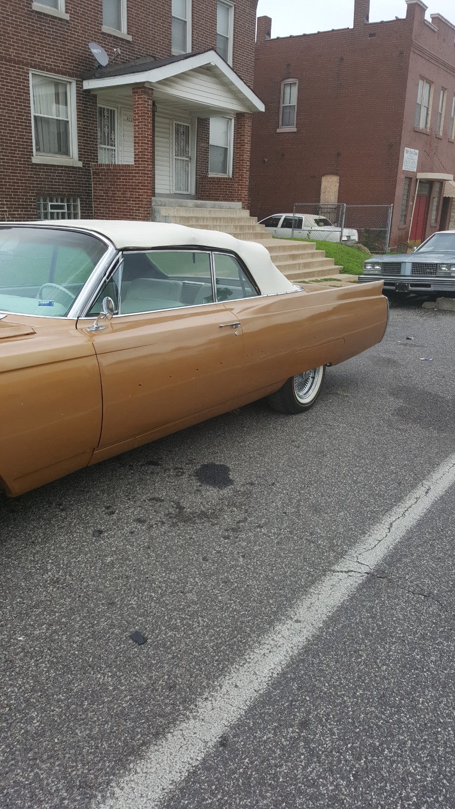 Cadillac-DeVille-1964-Convertible-1