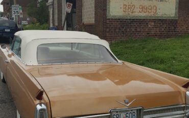 Cadillac-DeVille-1964-Convertible-2