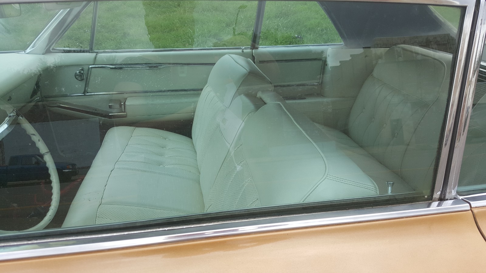 Cadillac-DeVille-1964-Convertible-3
