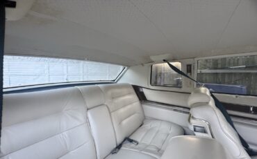 Cadillac-DeVille-1976-Coupe-16