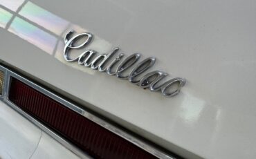 Cadillac-DeVille-1976-Coupe-29