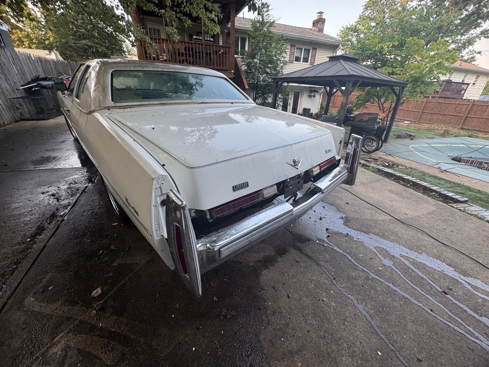 Cadillac-DeVille-1976-Coupe-5