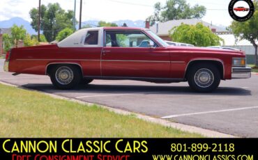 Cadillac-DeVille-1977-10