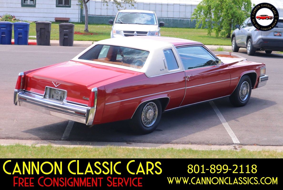 Cadillac-DeVille-1977-16