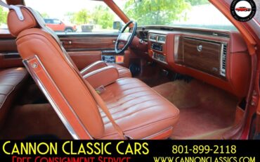 Cadillac-DeVille-1977-32